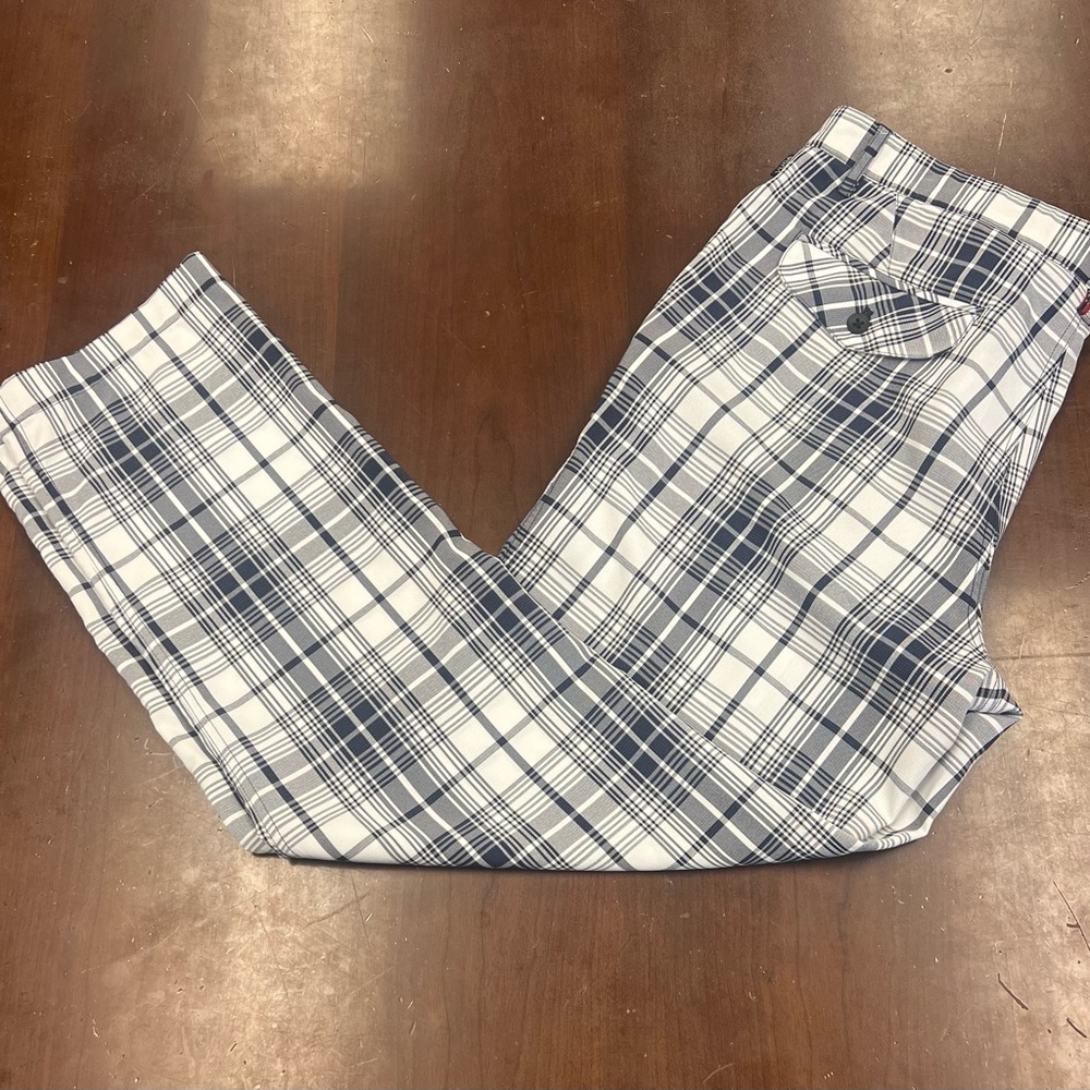 Vuga golf style Men's Blue/White Plaid Pants size 34 front & back pockets